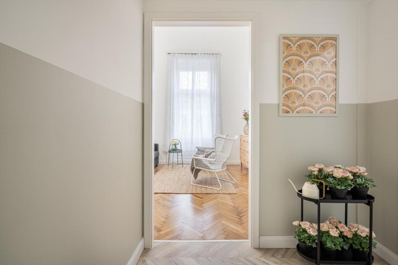 Atmos Glare Apartment Budapest Kültér fotó