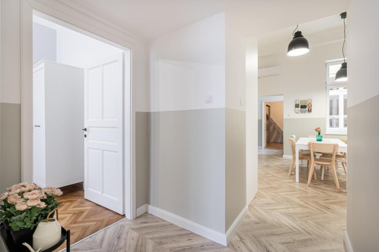 Atmos Glare Apartment Budapest Kültér fotó