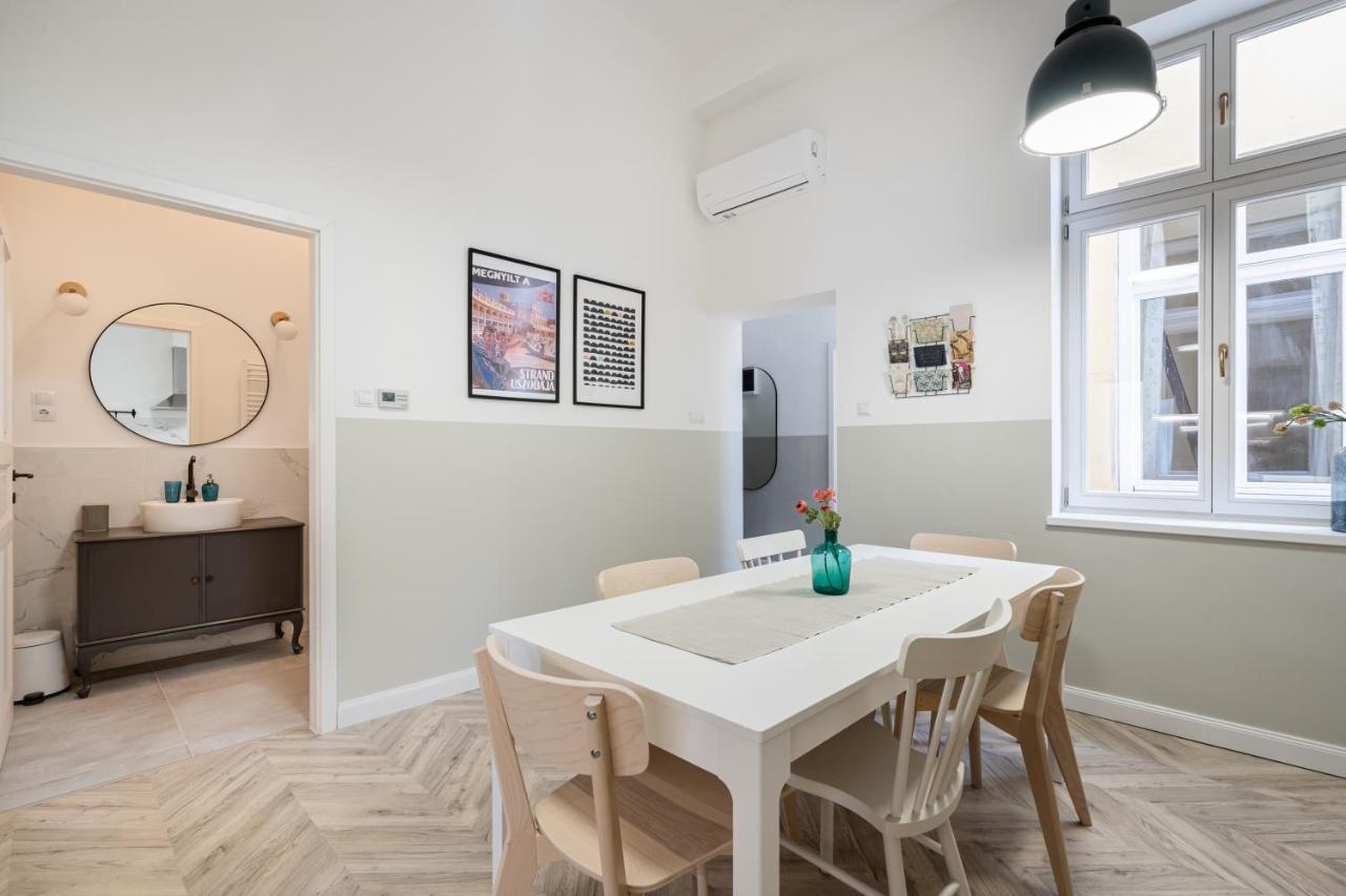 Atmos Glare Apartment Budapest Kültér fotó
